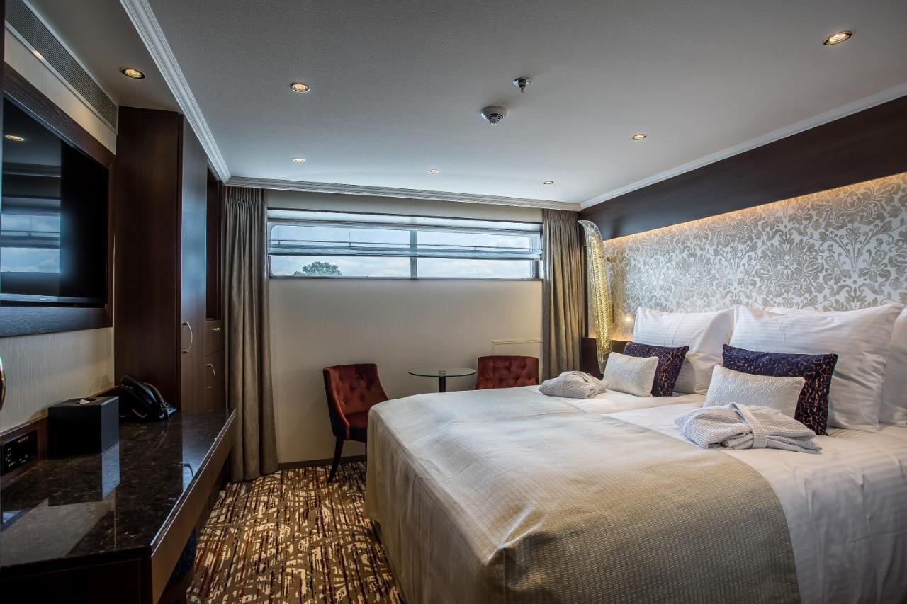Hotel Viva Riverside Altstadt Dusseldorf